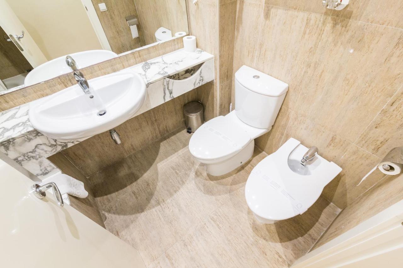 Apartment Guell Barcelona Ngoại thất bức ảnh