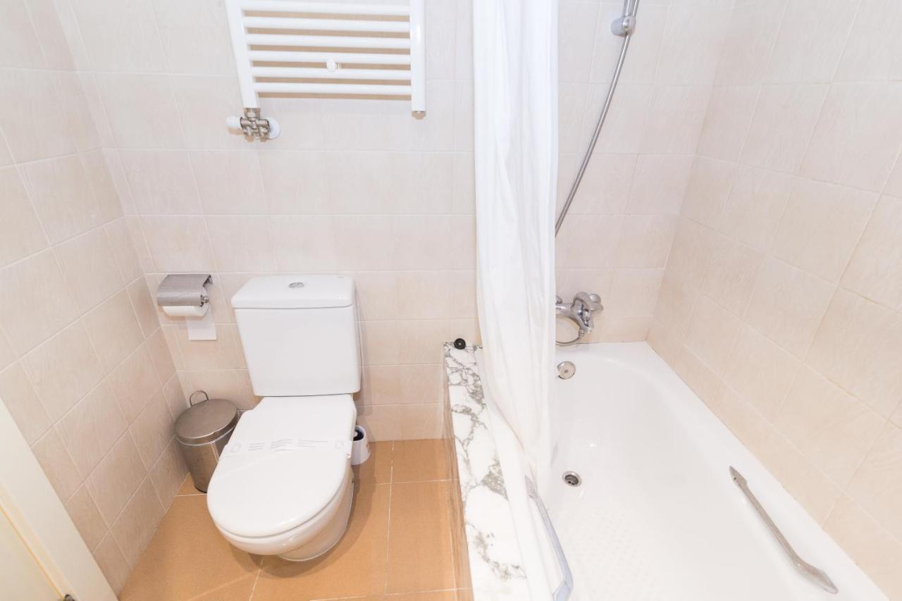 Apartment Guell Barcelona Ngoại thất bức ảnh