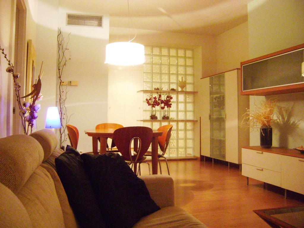 Apartment Guell Barcelona Phòng bức ảnh