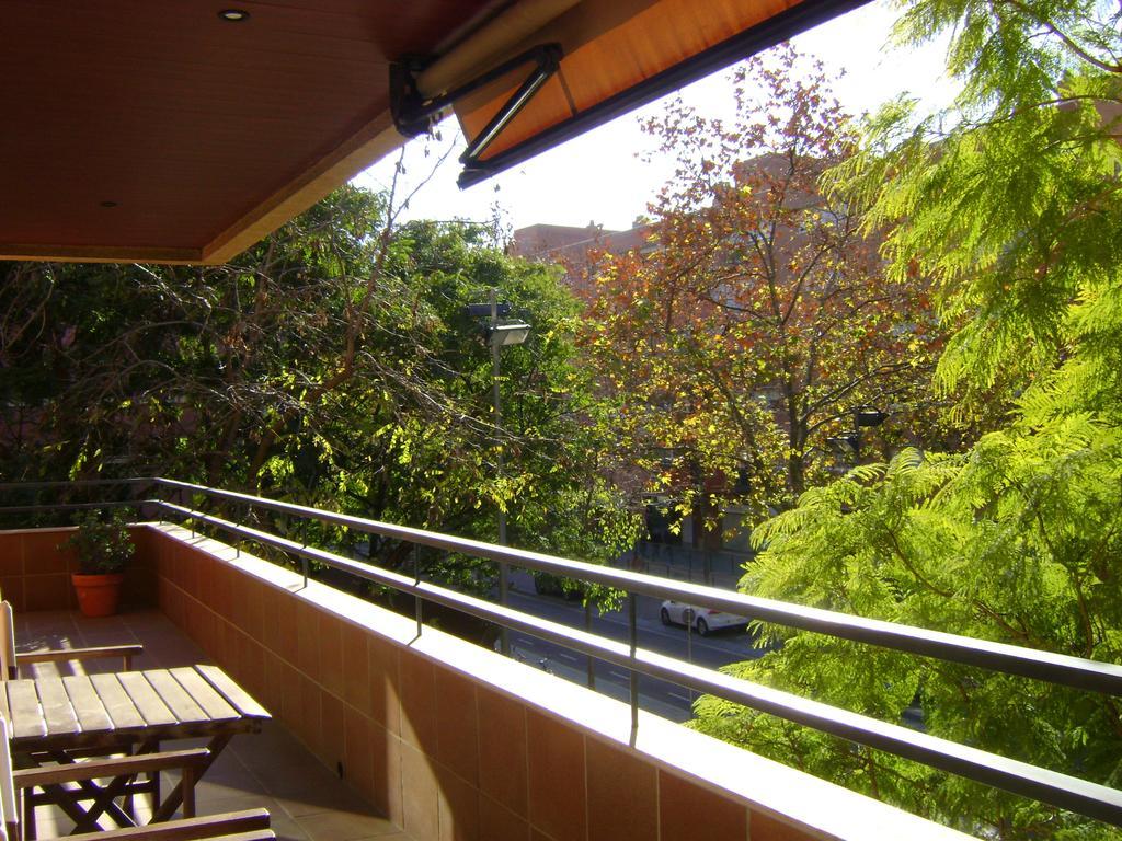 Apartment Guell Barcelona Ngoại thất bức ảnh